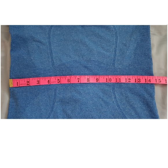 Rare! Lululemon Swiftly Tech V-neck T-shirt - Picture 7 of 8